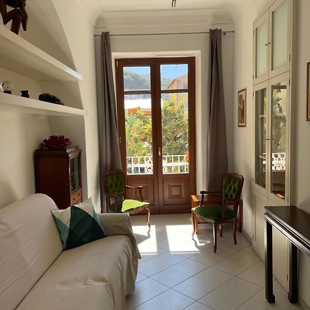 Matteo House Nel Cuore Di Sorrento Exteriör bild